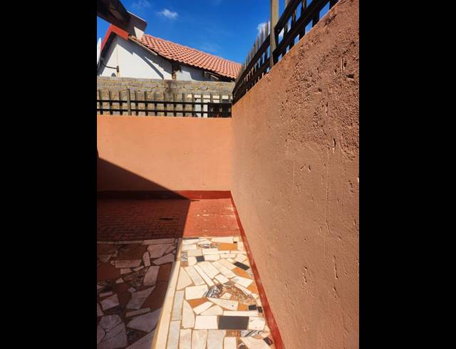 3 BEDROOM HOUSE FOR SALE IN DOBSONVILLE
